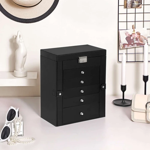 Tvarkingas papuošalų laikymas