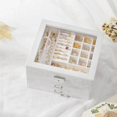 Praktiška papuošalų dėžutė su 2 stalčiais ir 12 skyriais