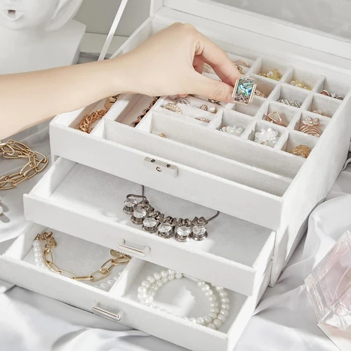 Elegantiška 3 pakopų papuošalų dėžutė su stiklo dangtimi