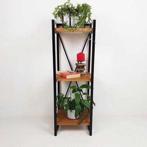 Originalaus dizaino rankų darbo lentyna