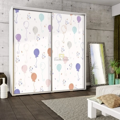 Patvari ir patogi spinta su aukšta kokybe