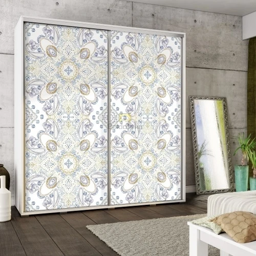 Patvari spinta su aliuminio bėgelių sistema