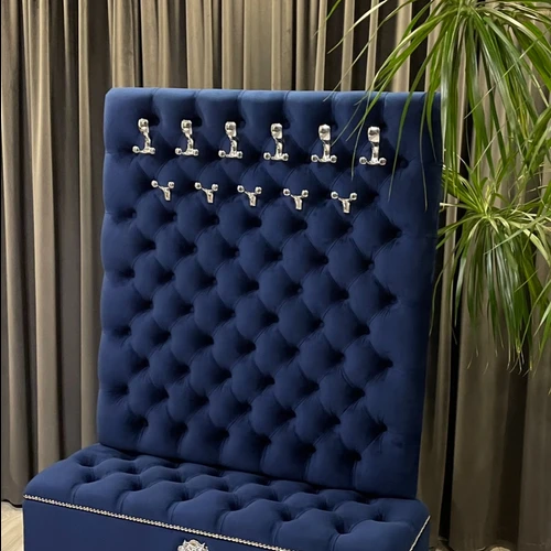 Klasikiniai prieškambario baldai su aukščiausios kokybės veliūru