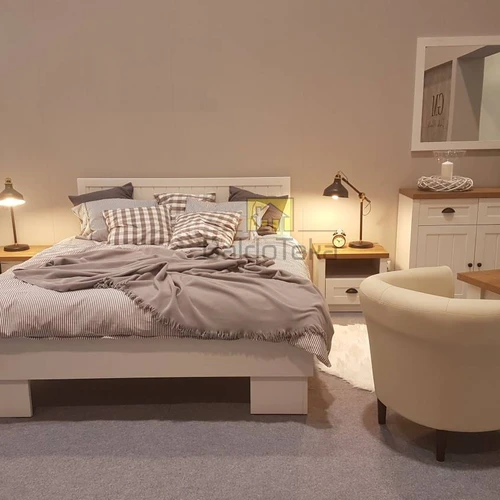 Provašo stiliaus lova be patalynės dėžės