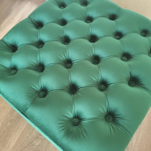 Minkštas suolis – puikus papildymas jūsų interjerui