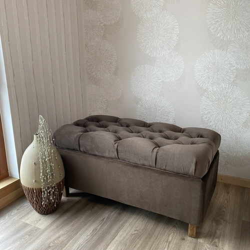 Pufas su daiktadėže