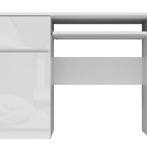 Kairinio dizaino stalas su klaviatūros lenta ir lentynomis