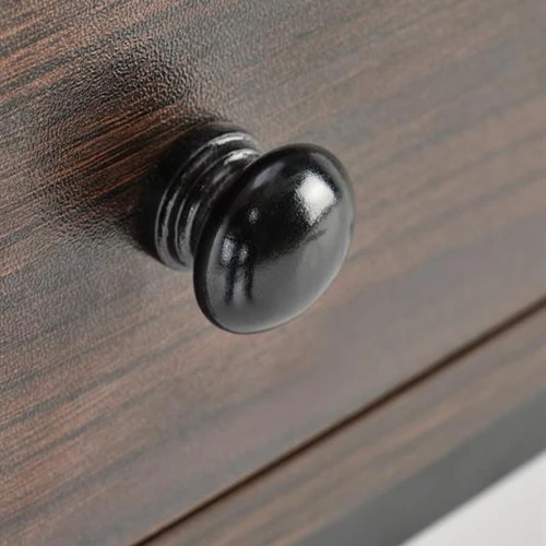 Kokybiška spinta iš laminuotos medžio drožlių plokštės