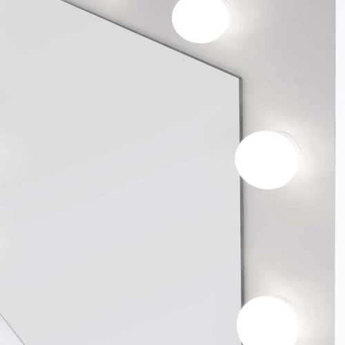 Moderni spinta su integruotomis LED lemputėmis