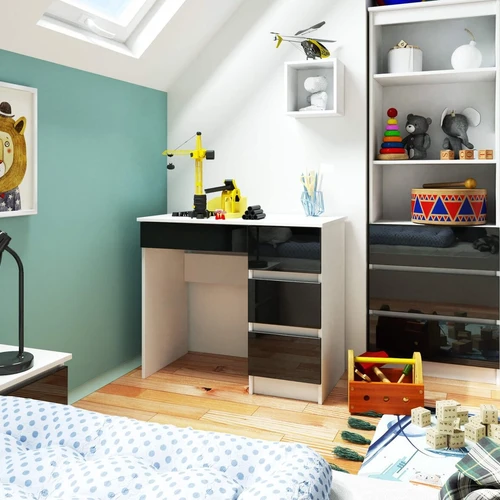 Stalčiai su metaliniais kreiptuvais