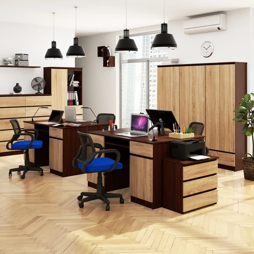 Ergonominis rašomasis stalas su atsparia danga ir patogiais stalčiais