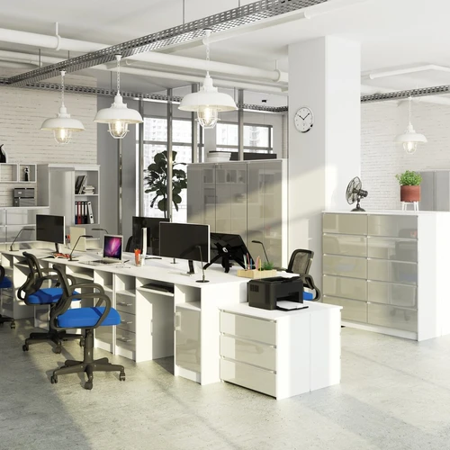 ANA stalas su ABS briaunomis ir metaliniais kreiptuvais