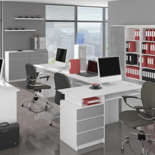 Laminuotas stalas su ABS apvadais ir metaliniais kreiptuvais