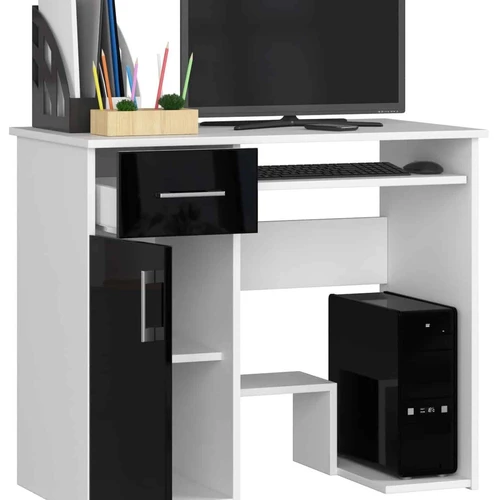 Baltas rašomasis stalas su juodais fasadais ir sidabrinėmis rankenomis