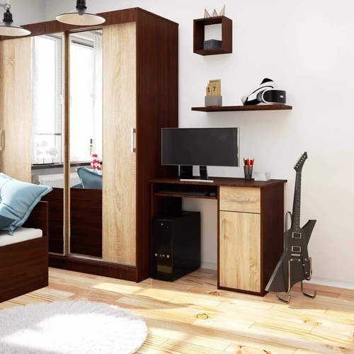 Erdvus stalas su spinta ir stalčiais