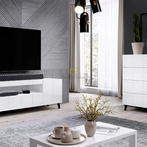 Spinta su MDF medžiaga ir blizgiu apdailu