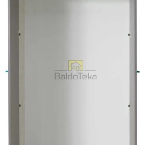 Moderni spinta su reguliuojamomis lentynomis ir rankenėlėmis pagal pasirinkimą