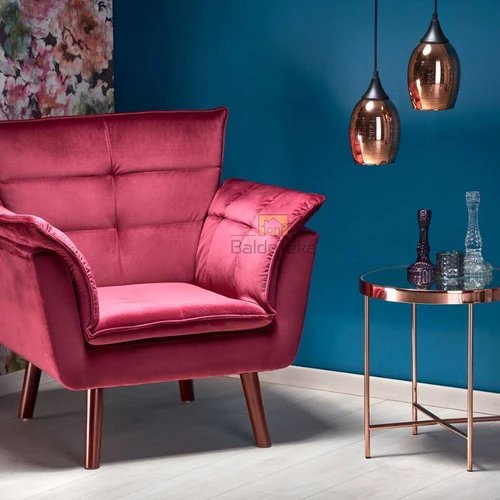 Bordo spalva, tamsios riešuto kojos