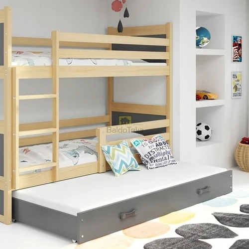 Tvarkingas ir funkcionalus vaikiškos lovos komplektas su apsaugine tvorele