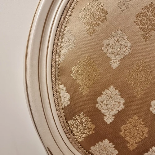 Išsaugotas rokoko stiliaus baldų komplektas - kavos staliukas ir 3 kėdės