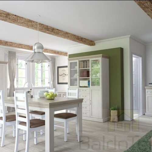 Didelė spinta su moderniu dizainu