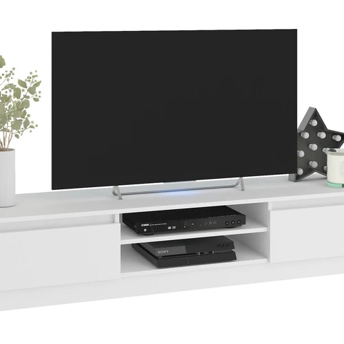 Kompaktiškas baldų komplektas su praktiškais skyriais