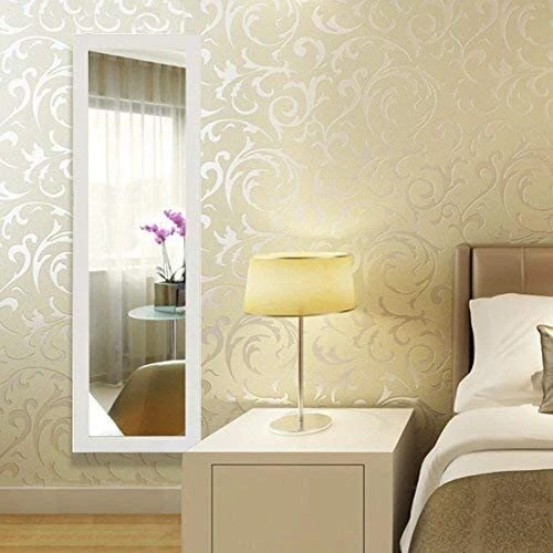 Veidrodis su daug funkcijų ir tvirtinimo galimybė