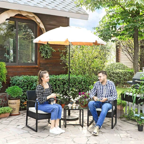 Puikus baldų komplektas pramogoms lauke