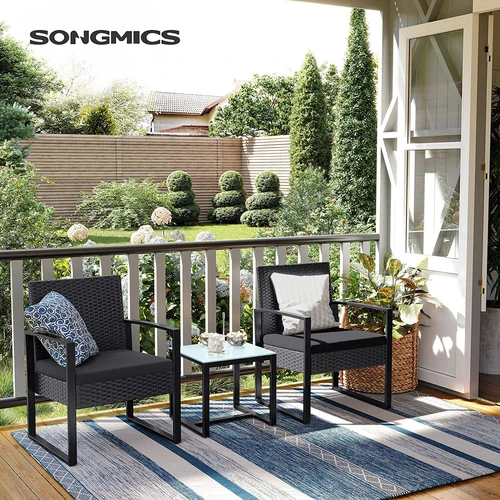 Puikus balkono baldų komplektas sodo ar terasos puošimui