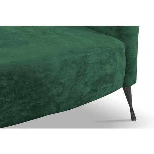 Patogi sofa su 115 cm sėdynės plotu ir 58 cm gylio