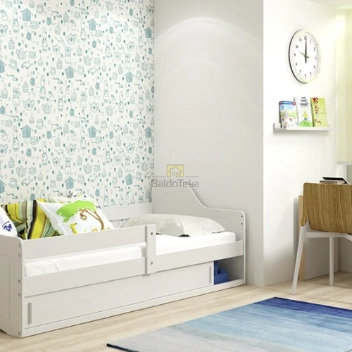 Natūrali pušis ir MDF balta spalva, iki 70 kg apkrova