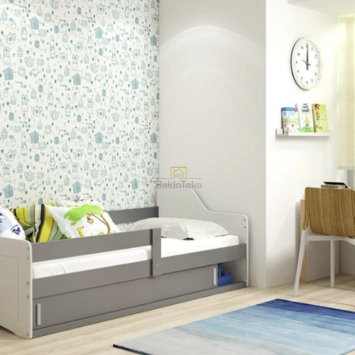 Natūrali pušis ir MDF grafitinėje spalvoje