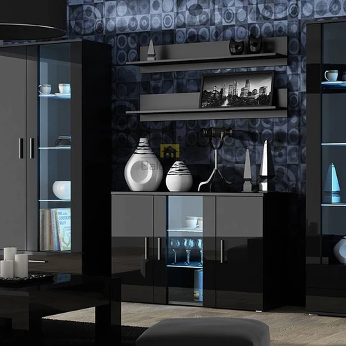 Stilinga juoda spinta SOHO kolekcijoje