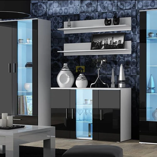 Moderni spinta su blizgiais fasadais ir matiniu korpusu