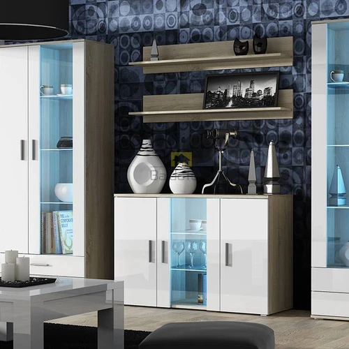 Blizgi balti fasadai ir šviesus ąžuolo sonoma spinta