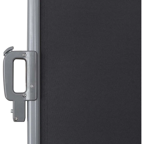 Patogus privatumas terasoje su šoniniu tentu