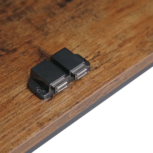 Moderni spintelė su vintažiniu atspalviu