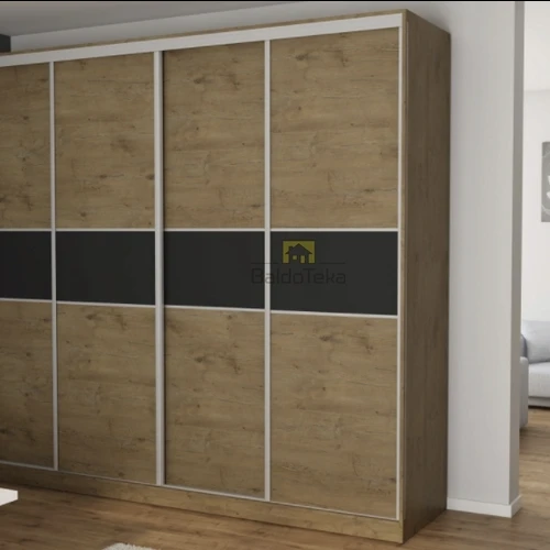 Erdvus ir modernus spintos kompleksas su individualia spalva