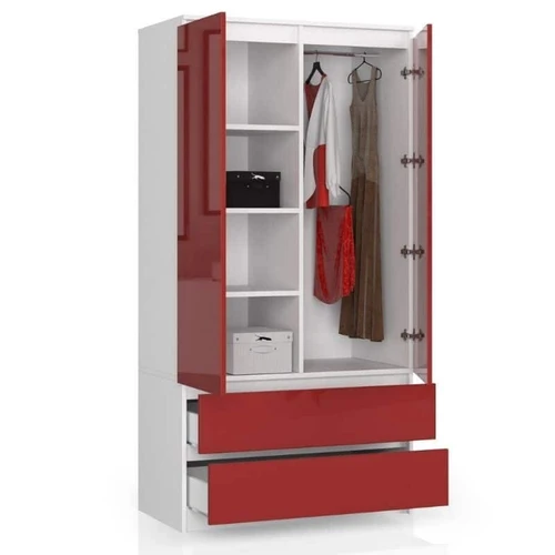 Kompaktiška baltos spalvos spinta su funkcionaliais sprendimais