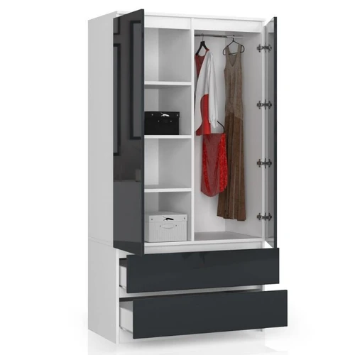 Minimalistinė spinta mažiems butams