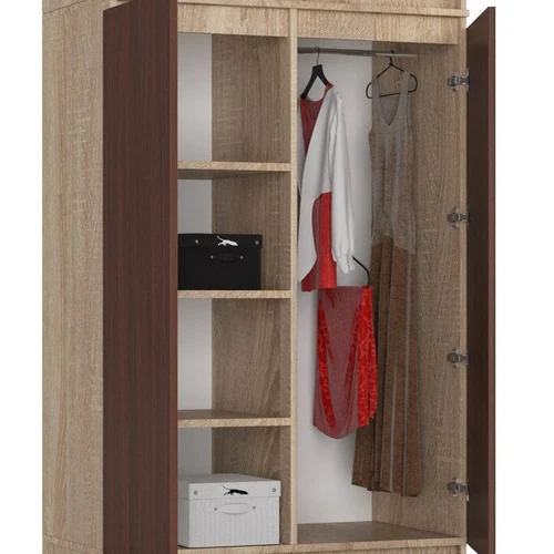 Moderni spinta su tamsiai rudais fasadais ir ąžuolo imitacija