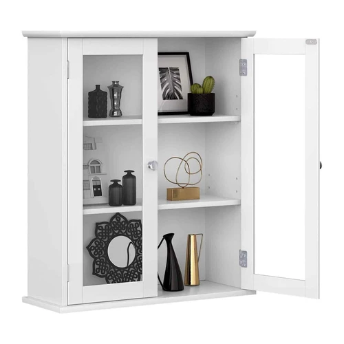 Reguliuojamos lentynos ir chromuotos rankenėlės – tobula vonios spintelė