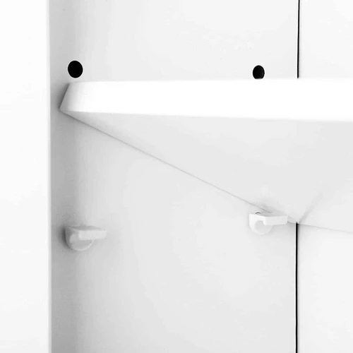 Šiuolaikinė vonios spintelė, puikiai tinkanti ir koridoriams