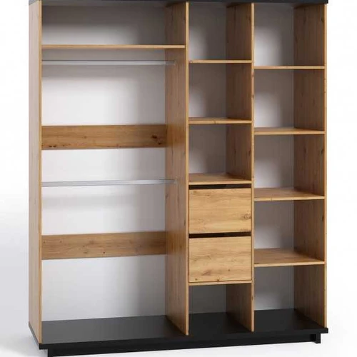 Didelė 215 cm aukščio spinta – tobulas sprendimas