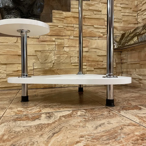 Tvirti stoveliai su atspariais kraštais