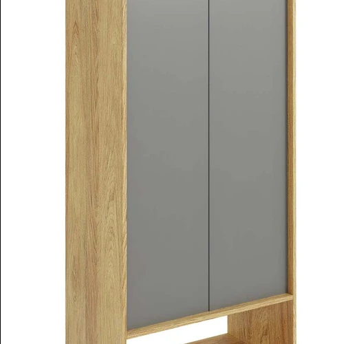 Stilinga spinta su push-click sistema ir hikora ąžuolo dekoru