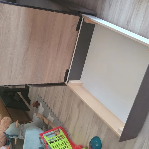 Nenugulėta miegamoji dalis, idealus dydis 200x75 cm