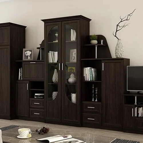 Sekcija, spinta ir TV staliukas tamsaus ąžuolo spalvos