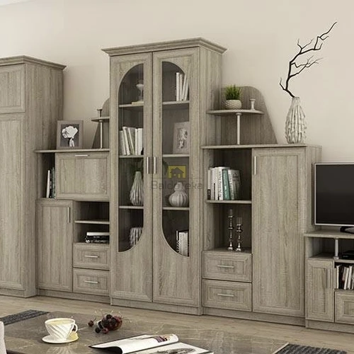 Sekcija su spinta ir TV staliuku, šviesus ąžuolas sonoma, 18 mm LMDP