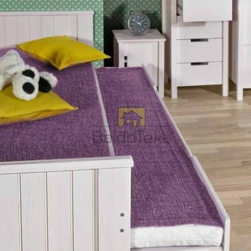 Natūrali medinė lova su patalynės dėže